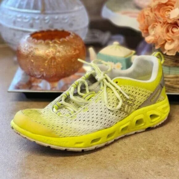 Columbia Techlite Sneakers - Picture 1 of 8